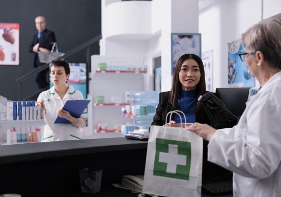 How to Choose the Right Travel Clinic for Your Needs